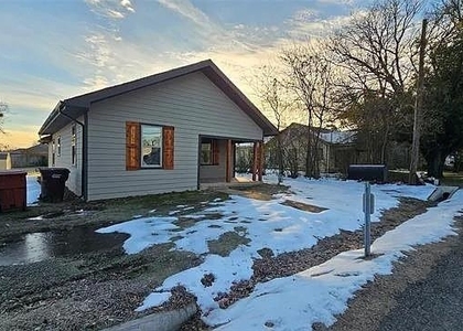 706 N Main Street - Photo 1
