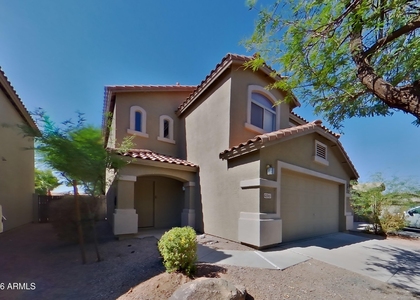 42065 W Sunland Drive - Photo 1