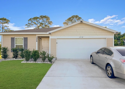 1958 Se Floresta Drive - Photo 1