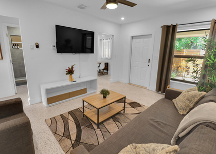 210 Sw 11th Street - Photo 1