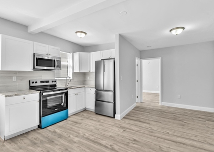 1142 Sw 4th Street - Photo 1