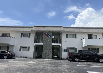 320 Sw 1st Street - Photo 1