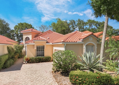 5279 Brookview Drive - Photo 1