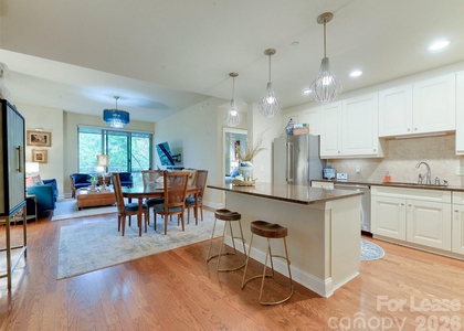 701 Royal Court - Photo 1