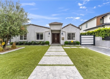 4925 Nagle Avenue - Photo 1