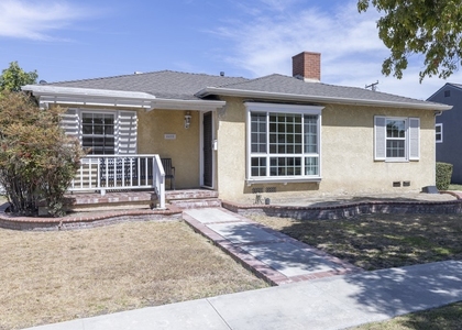 4400 Maury - Photo 1