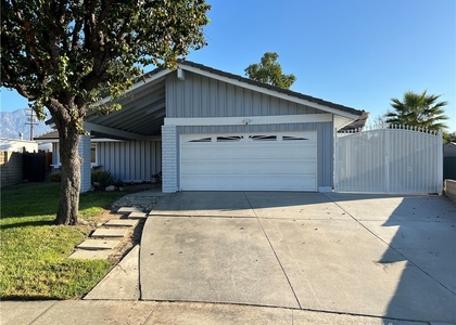 122 Fulton Way - Photo 1