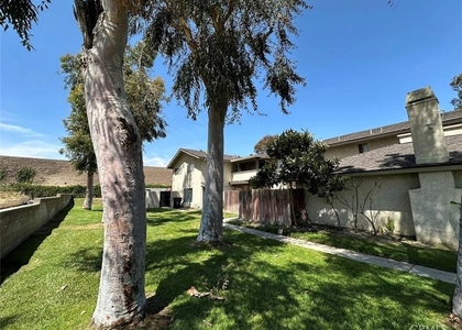 1501 E Fairfield Court - Photo 1