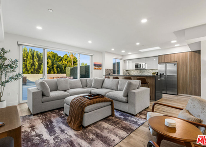 4806 Sylmar Ave Penthouse - Photo 1