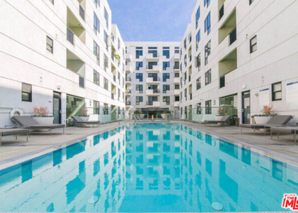 1234 Wilshire - Photo 1