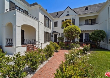 9122 W 3rd Street - Photo 1