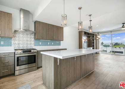 1045 Manzanita Street - Photo 1