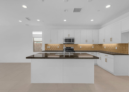 74236 Dexter Street - Photo 1
