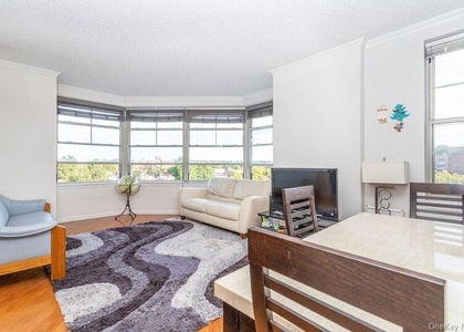 300 Mamaroneck Avenue - Photo 1