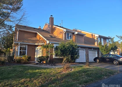 6 Driftwood Drive - Photo 1