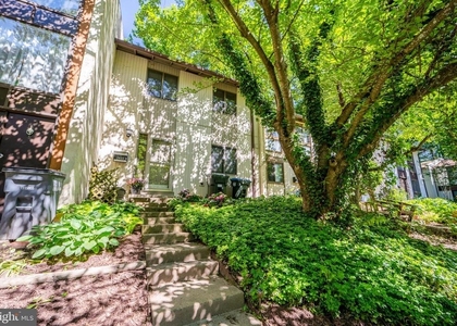 2455 Pyrenees Court - Photo 1