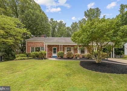 6711 Doane Avenue - Photo 1
