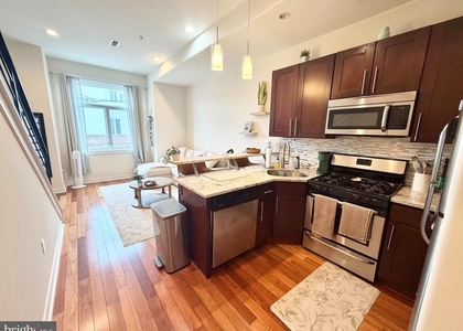 1844 Vineyard Street - Photo 1