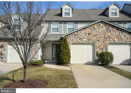 102 Hazelwood Lane - Photo 1