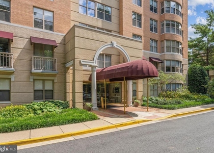 5000 Battery Lane - Photo 1