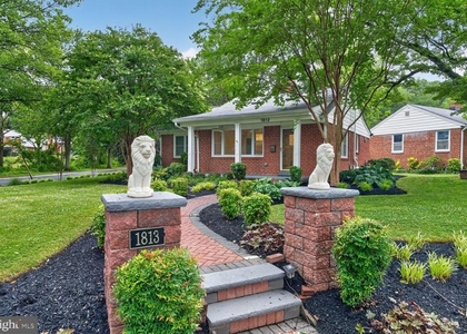 1813 Florin Street - Photo 1