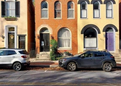 225 S Market Street - Photo 1
