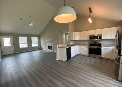 504 Debra Dr - Photo 1