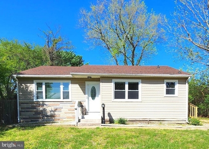 5 Glenwood Drive - Photo 1