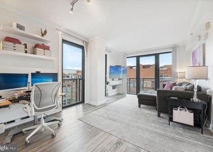 631 D Street Nw - Photo 1