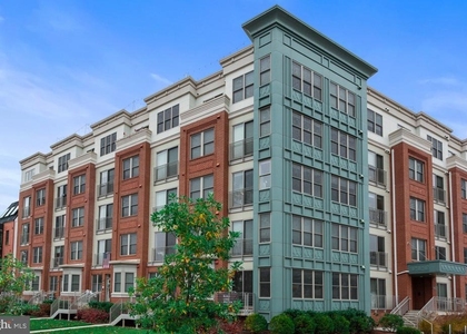 1350 Maryland Avenue Ne - Photo 1