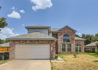 8904 Marthas Dr - Photo 1