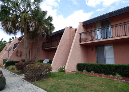 3401 Townsend Boulevard - Photo 1