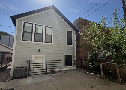 3351 S Union Avenue - Photo 1