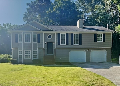 1395 Chalet Circle - Photo 1