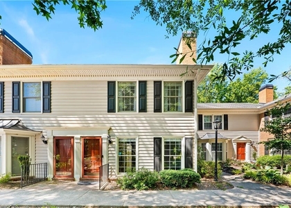 46 Mount Vernon Circle - Photo 1