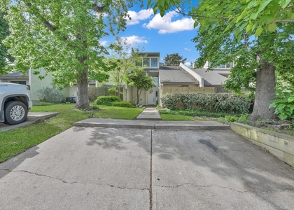 12311 Glenview Drive - Photo 1