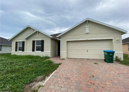 111 Nw 9th Street - Photo 1