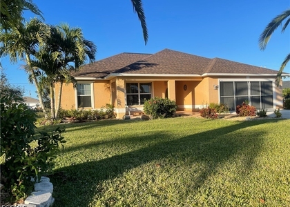 2721 Nw 4th Street - Photo 1