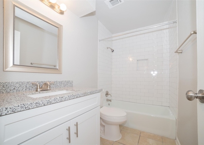 2010 N Travis Street - Photo 1