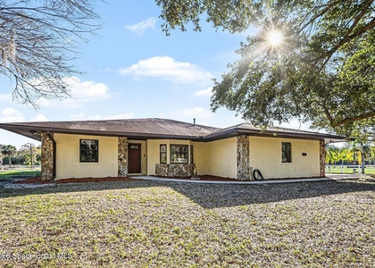 655 N Burnett Road - Photo 1