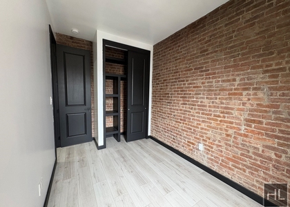 2nd Avenue - Photo 1