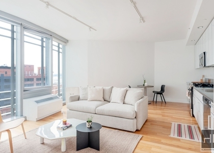 West 54th Street - Photo 1