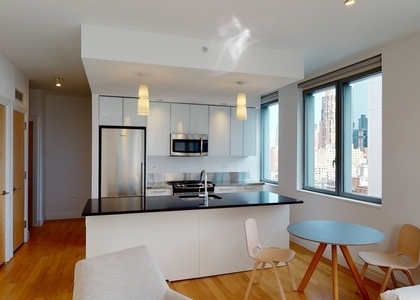 West 54th Street - Photo 1