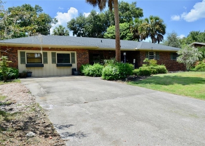 308 N Salisbury Avenue - Photo 1