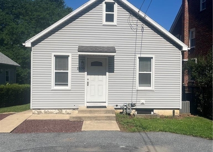 1839 Willow Park Road - Photo 1