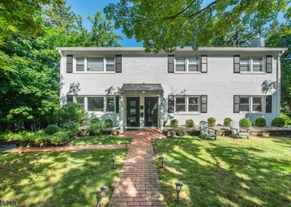 39 Park Ter - Photo 1