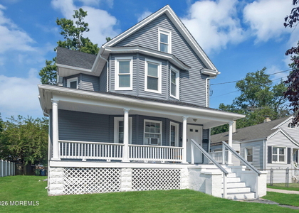 209 Atkins Avenue - Photo 1