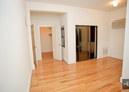 East 31 Street - Photo 1