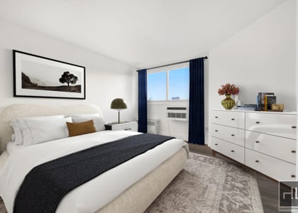 2nd Avenue - Photo 1
