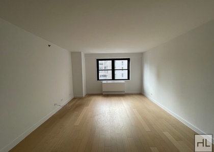 East 39th Street - Photo 1